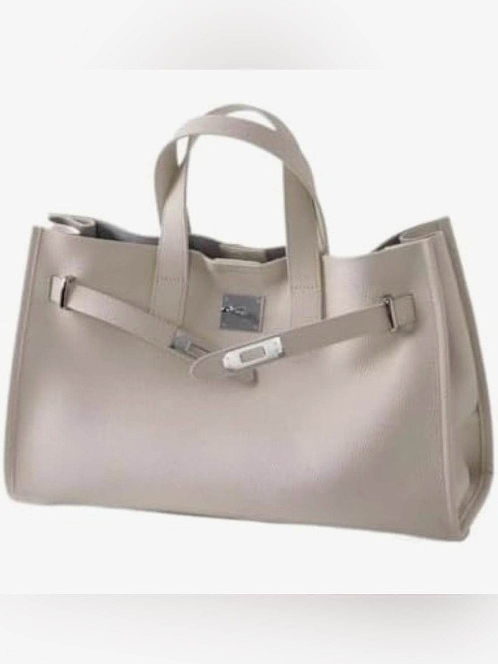 Leather tote handbag new in cream new no tags